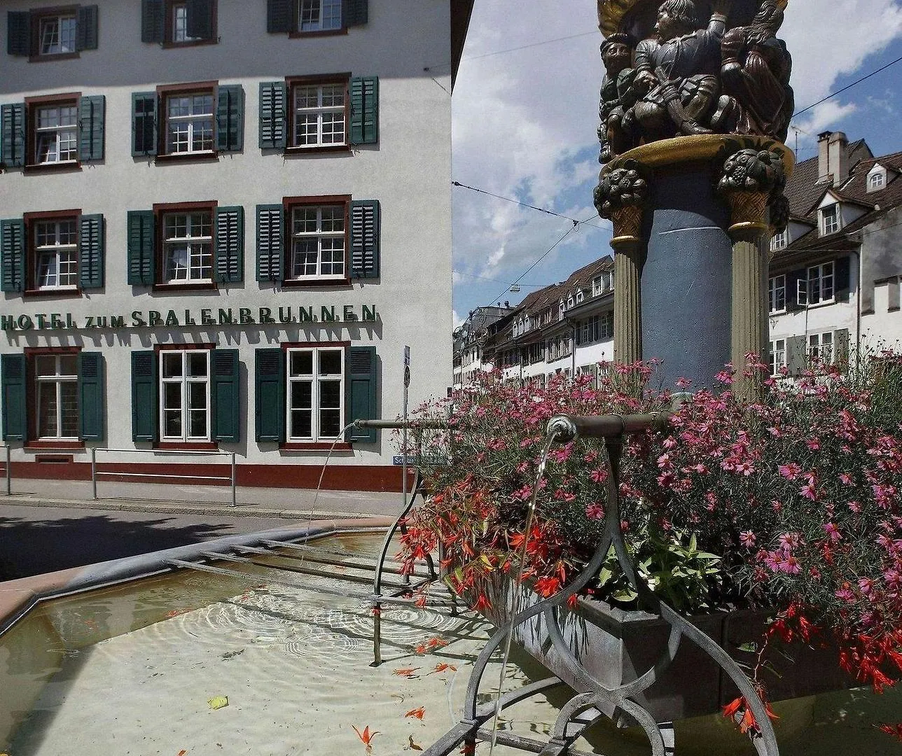 ***  Spalenbrunnen Hotel & Restaurant Basel City Center Svájc